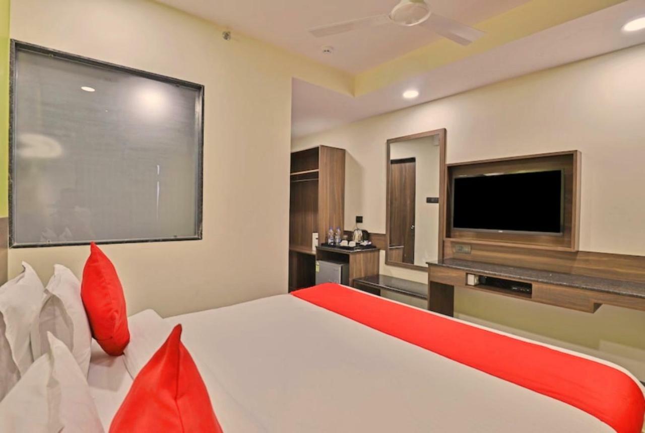 Genx Surat By 1589 Hotels Palsana  Exterior foto